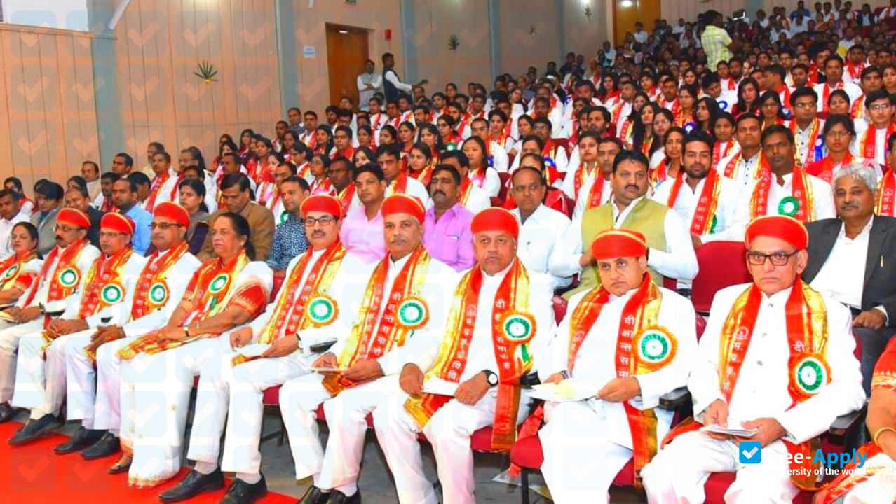 College of Technology and Engineering Maharana Pratap University of Agriculture and Technology фотография №4