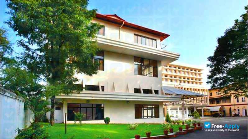 St. Teresa's College Ernakulam фотография №2