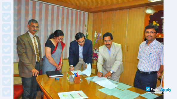 Gujarat Ayurved University photo #5