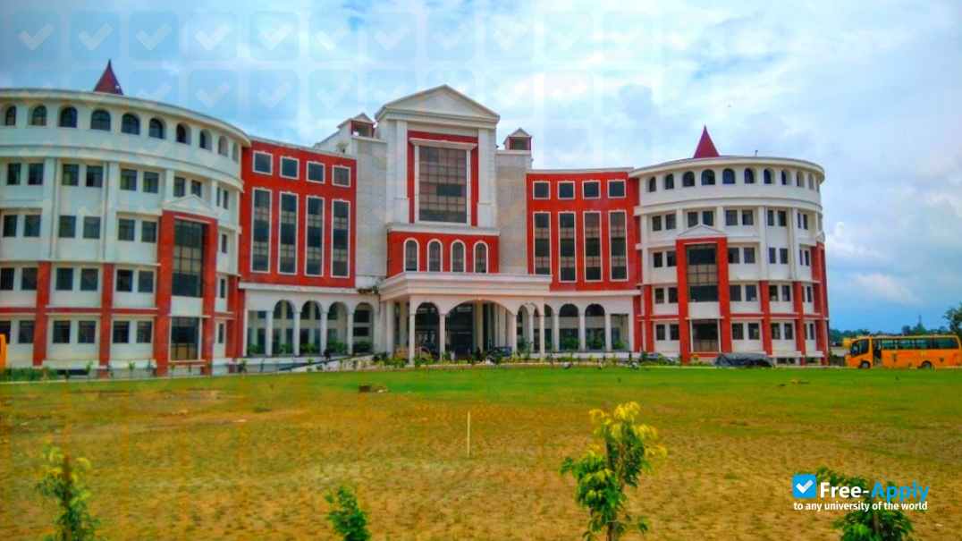 Uttarakhand Graphic Era Hill University (Graphic Era Parvatiya Vishwavidyalaya) фотография №6