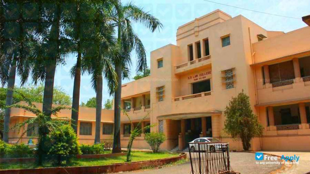 Photo de l’Indian Law Society Law College #1