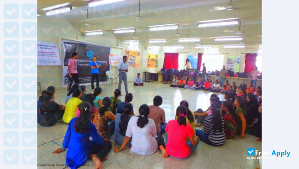 Photo de l’Ramnarain Ruia College #7