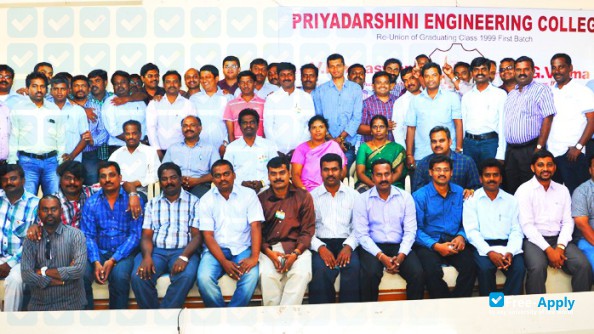Foto de la Priyadarshini Engineering College #12