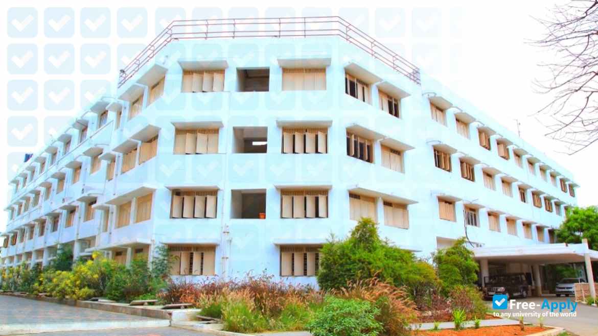 Photo de l’Dr G R Damodaran College of Science #4