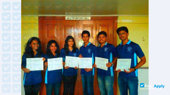 R.A. Podar College of Commerce & Economics photo #10
