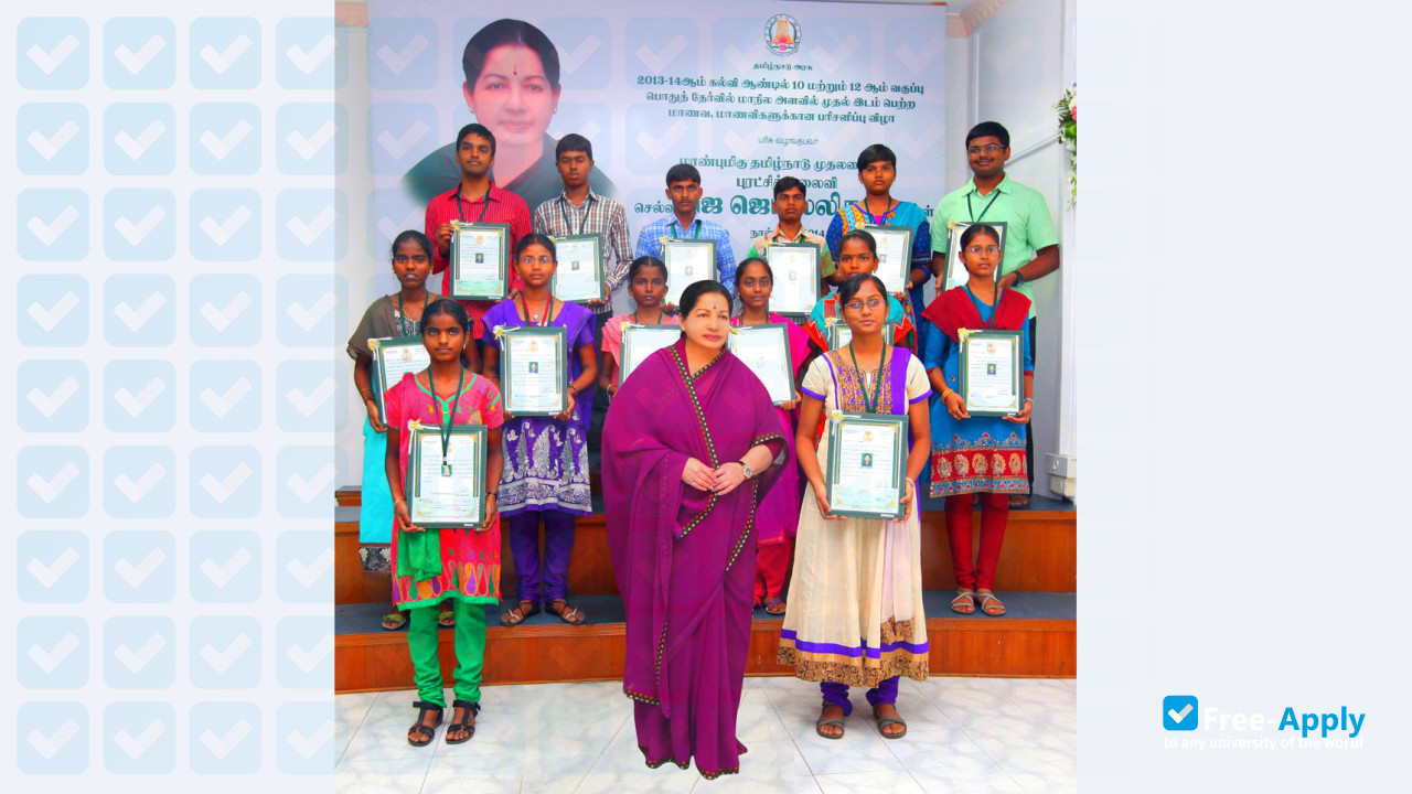 Photo de l’M G R Government Film and Television Training Institute #8