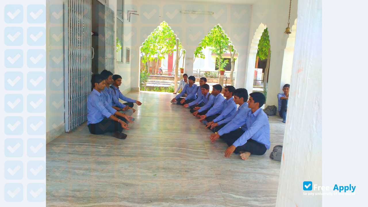 Photo de l’Stani Memorial College of Engineering and Technology Jaipur