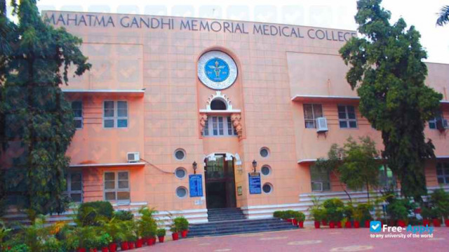 Mahatma Gandhi Memorial Medical College Indore photo #1