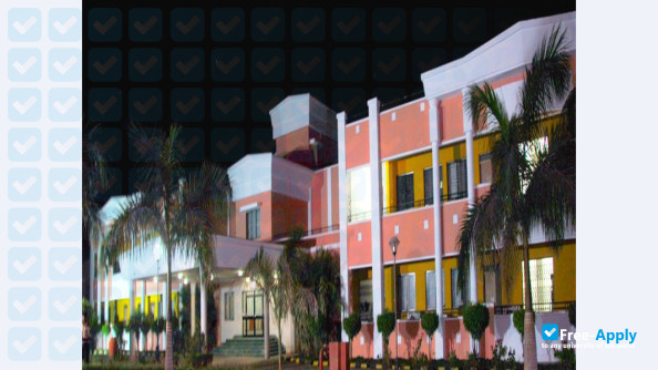 Photo de l’Defence Institute of Advanced Technology #3
