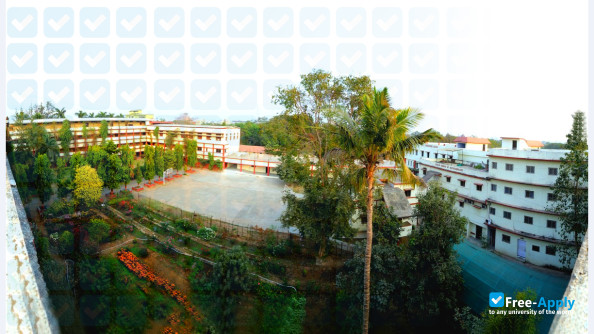 Foto de la Hislop College #6