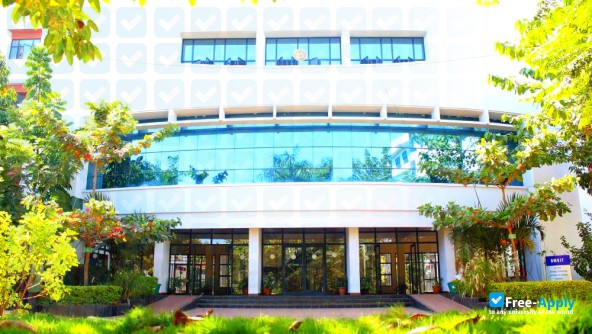 Photo de l’B M S Institute of Technology and Management #8