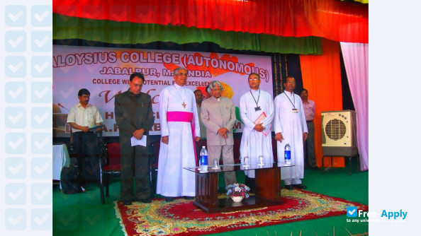 Photo de l’St Aloysius College Jabalpur #7