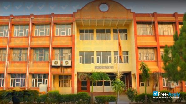 Foto de la Maharishi Markandeshwar University, Ambala #2