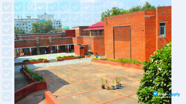 College of Vocational Studies photo #9