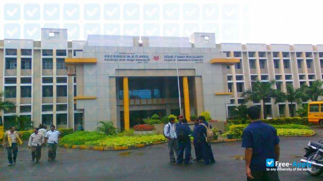 Foto de la B.L.D.E.A's V.P. Dr. P.G. Halakatti College of Engineering and Technology #9