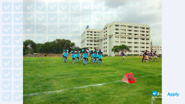 Deccan College of Medical Sciences photo