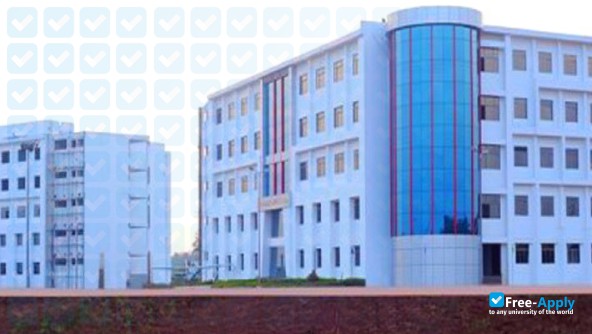 Foto de la Kalaignar Karunanidhi Institute of Technology #11
