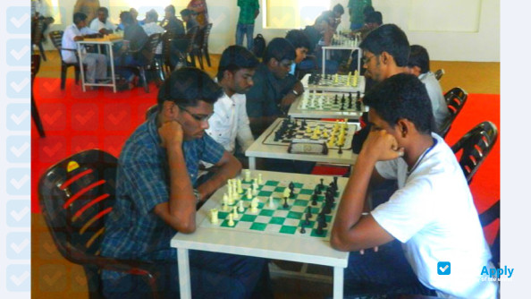 Foto de la Kalaignar Karunanidhi Institute of Technology #5