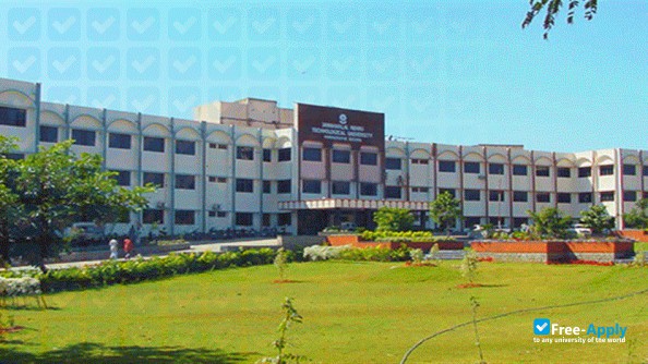 Photo de l’JNTUH College of Engineering Hyderabad #6