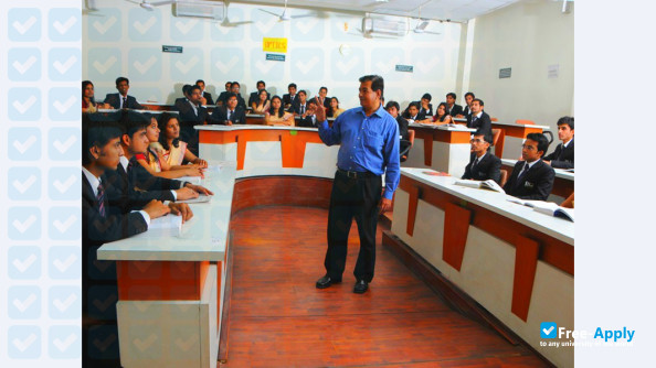 Indus Business Academy photo #2