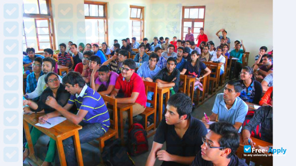 Hans Raj College photo #3