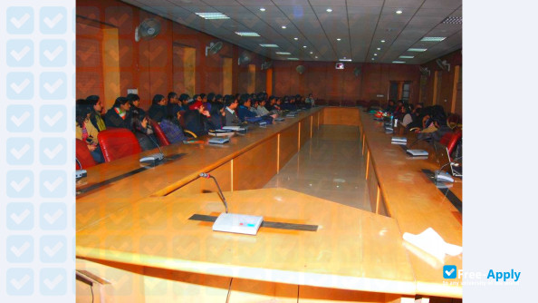 Hans Raj College photo #1