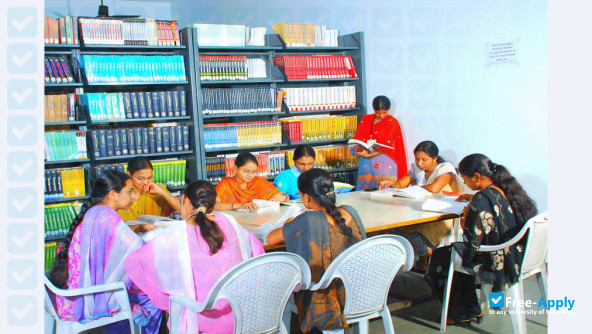 Photo de l’Bhoj Reddy Engineering College for Women #7