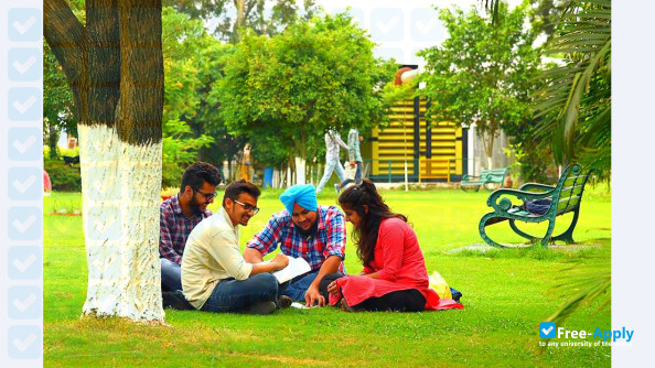Chandigarh Engineering College фотография №6