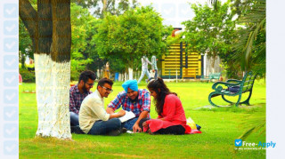 Miniatura de la Chandigarh Engineering College #1