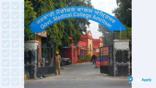 Government Medical College Amritsar фотография №7