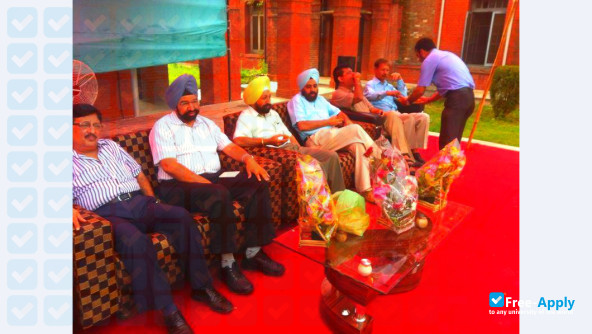 Government Medical College Amritsar фотография №4