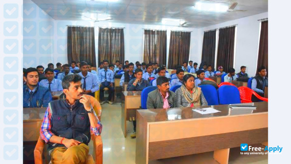 Photo de l’AKS University Satna #22