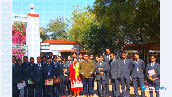 Photo de l’AKS University Satna #24