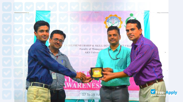 Photo de l’AKS University Satna #14