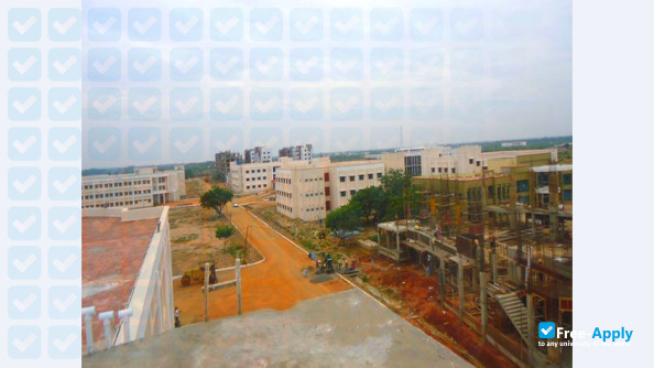 Tamil Nadu National Law School photo #4