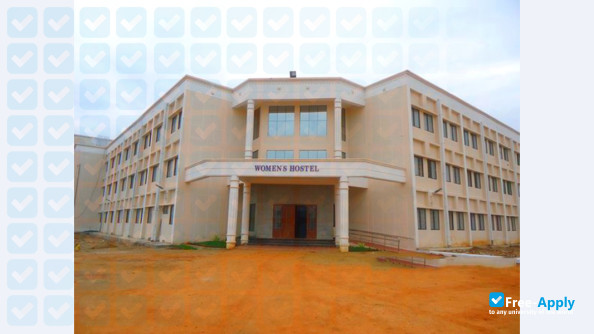 Tamil Nadu National Law School photo #13