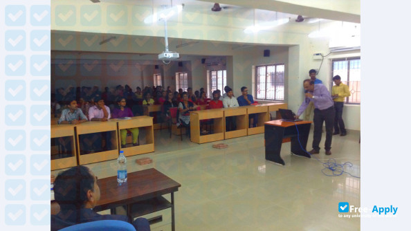Tamil Nadu National Law School photo #12