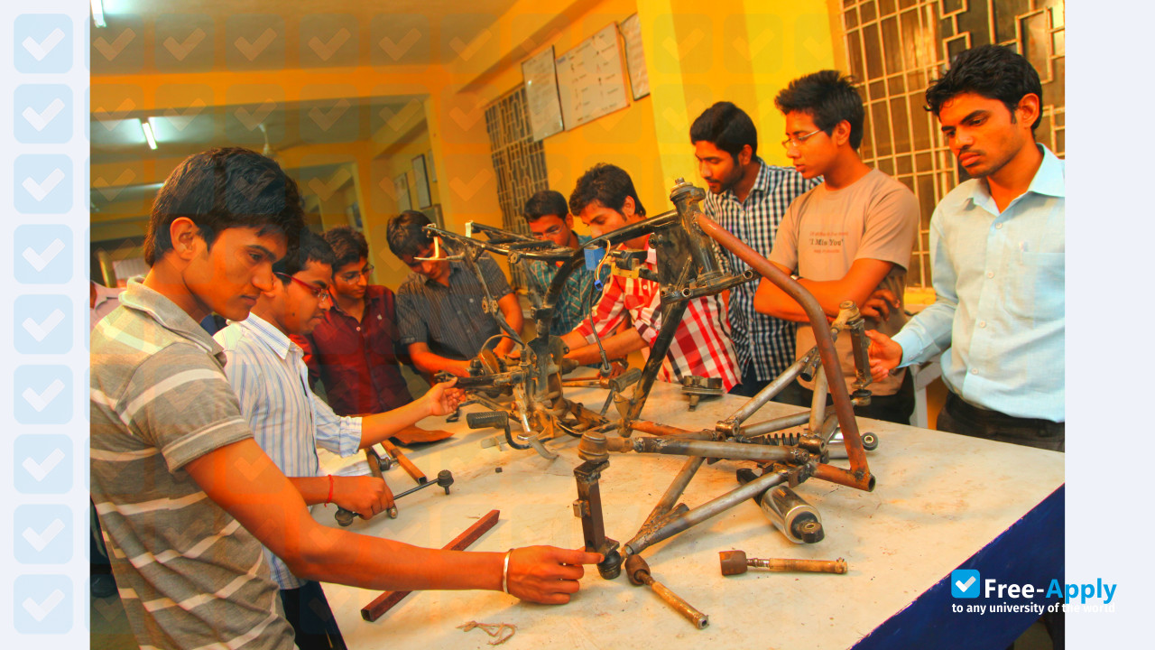 Institute of Engineering & Technology Alwar photo #9