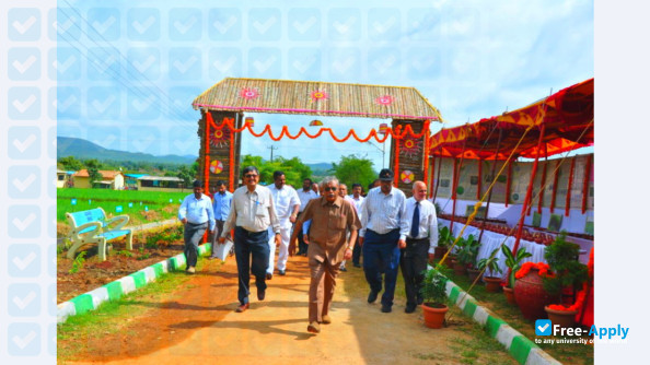 Foto de la University of Agricultural and Horticultural Sciences Shimoga #7