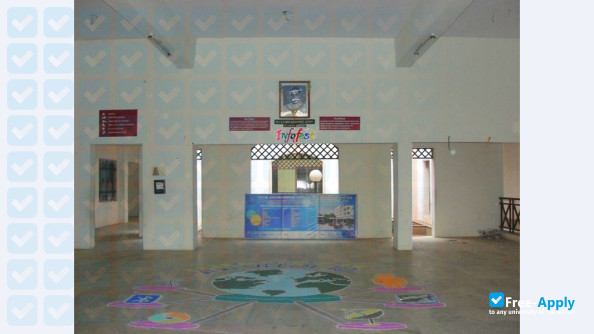 V L B Janakiammal College of Arts and Science photo #3