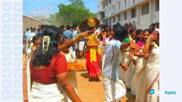 V L B Janakiammal College of Arts and Science photo #2