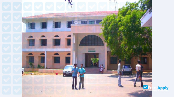Photo de l’V L B Janakiammal College of Arts and Science #13