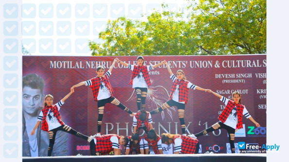 Photo de l’Motilal Nehru College #5