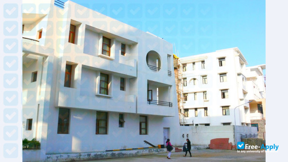 Suresh Gyan Vihar University фотография №4