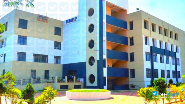 Guru Nanak Khalsa College photo #2