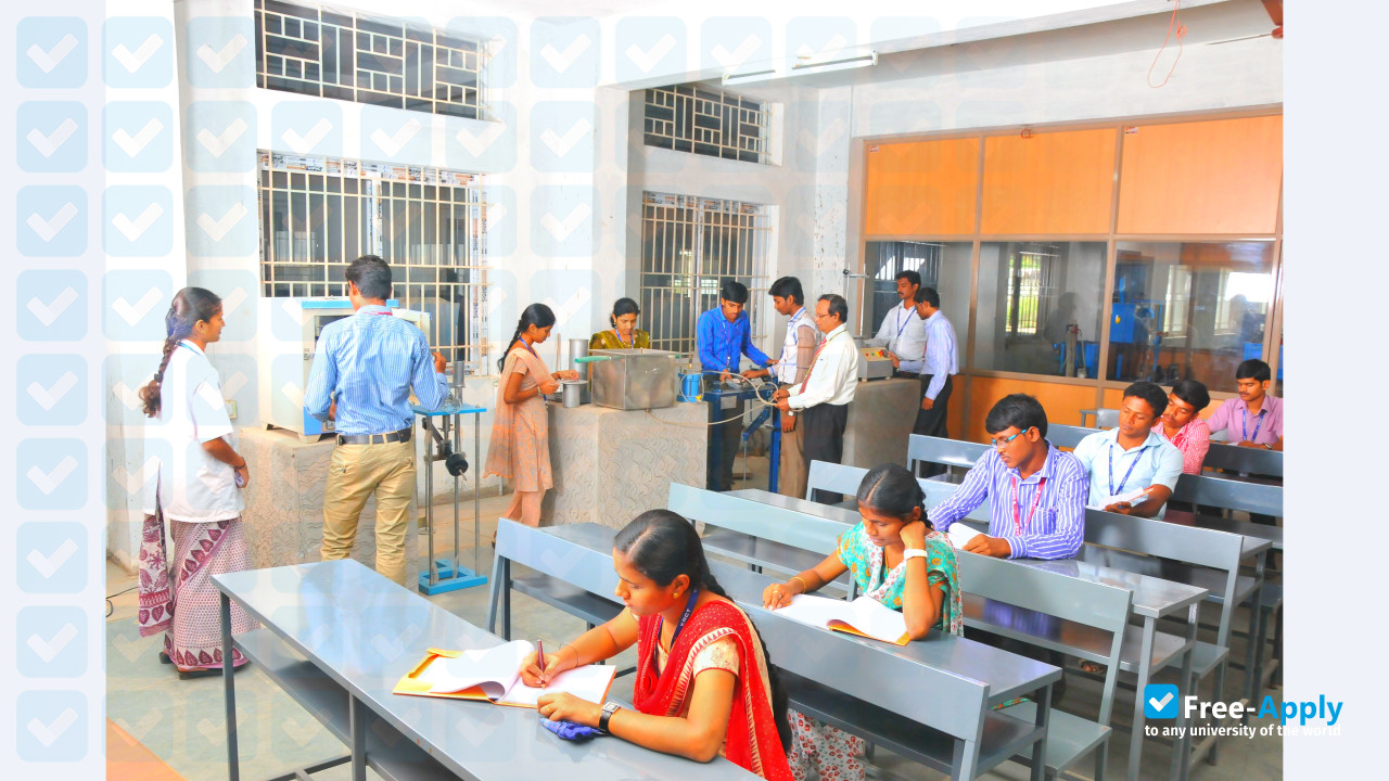 Фотография K Ramakrishnan College of Engineering