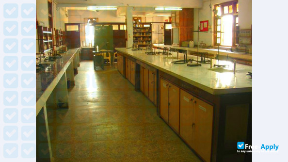 Dr Bhanuben Nanavati College of Pharmacy фотография №3