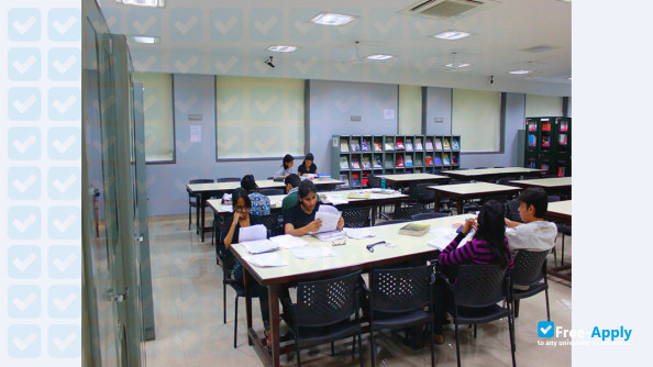 Dr Bhanuben Nanavati College of Pharmacy фотография №6