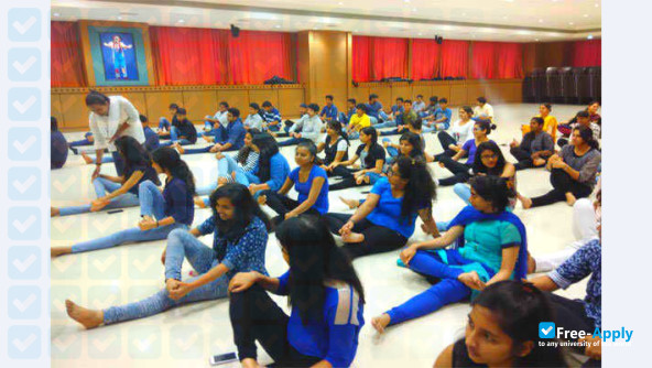 Thakur College of Science and Commerce photo #3