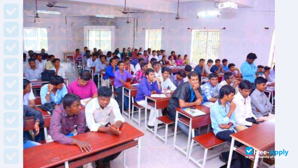 Photo de l’Roever College of Engineering & Technology Perambalur